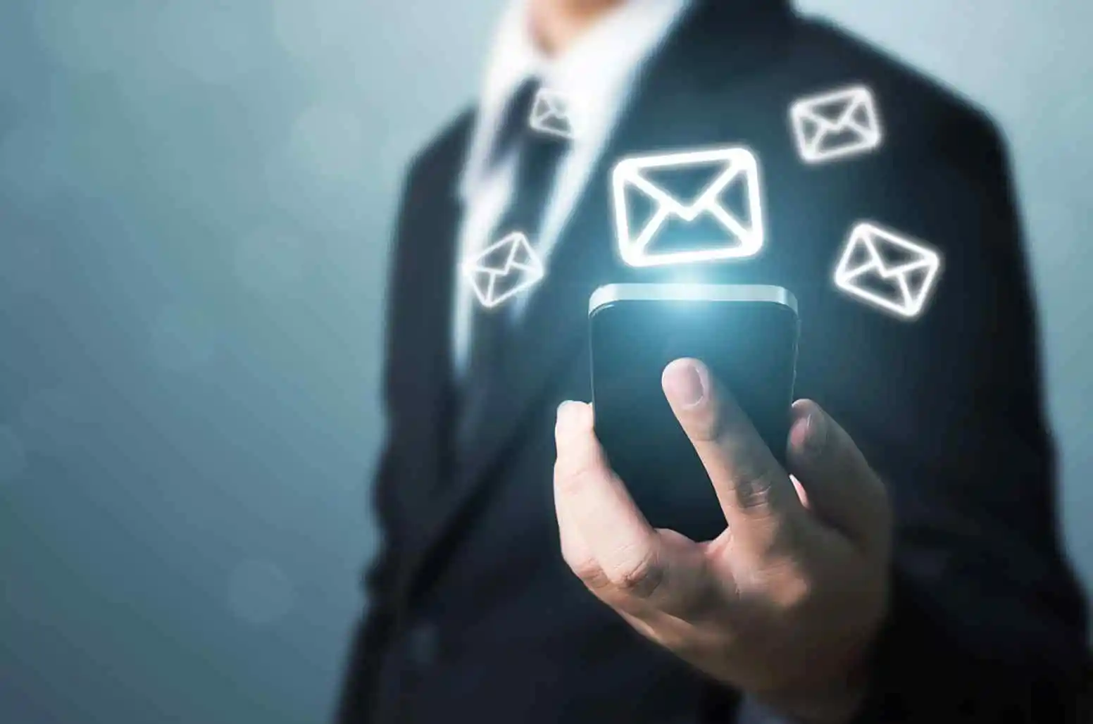 Email Management mit ELO