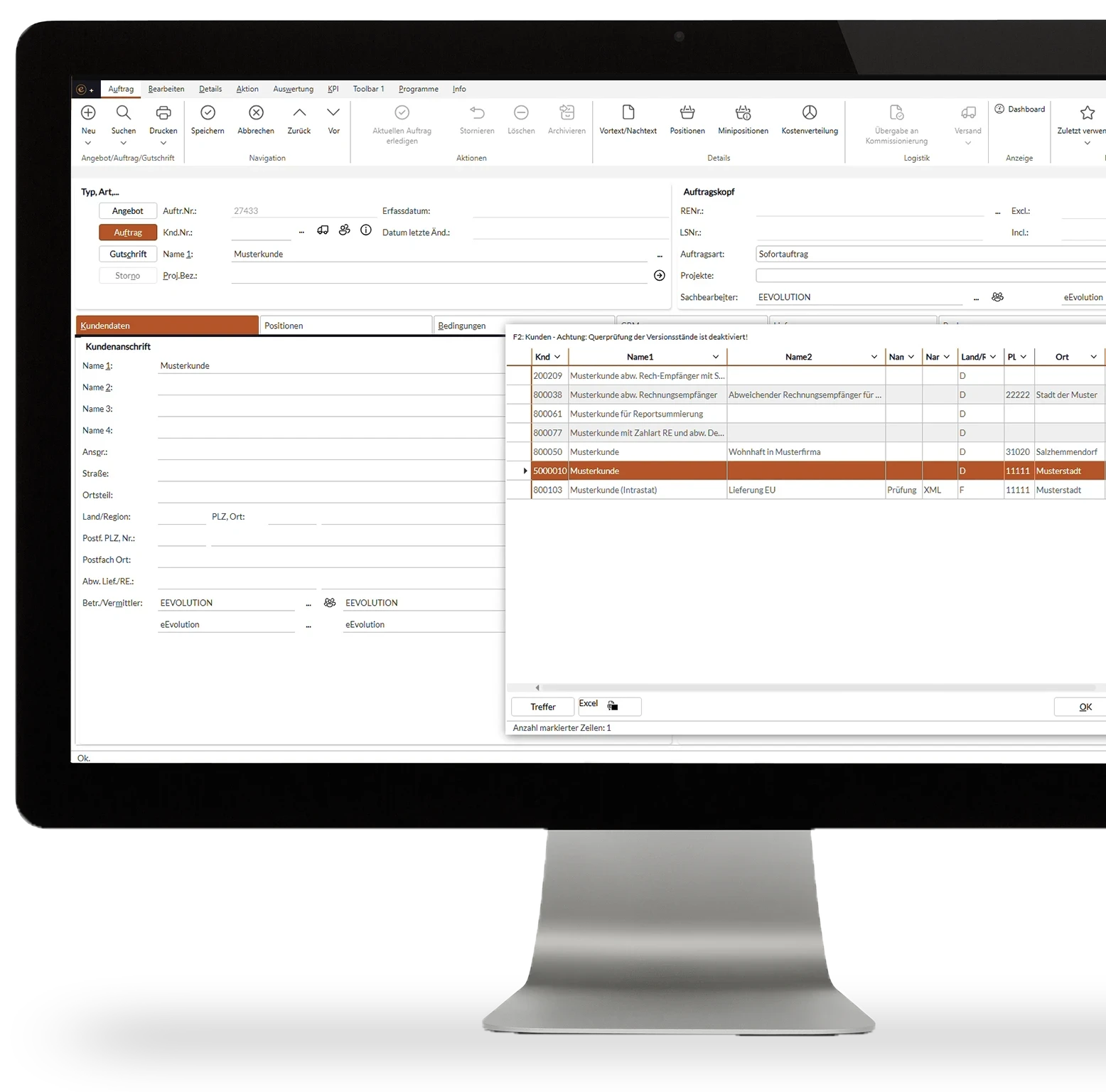 Screenshot zeigt Auftragsverwaltung in eEvolution ERP Web