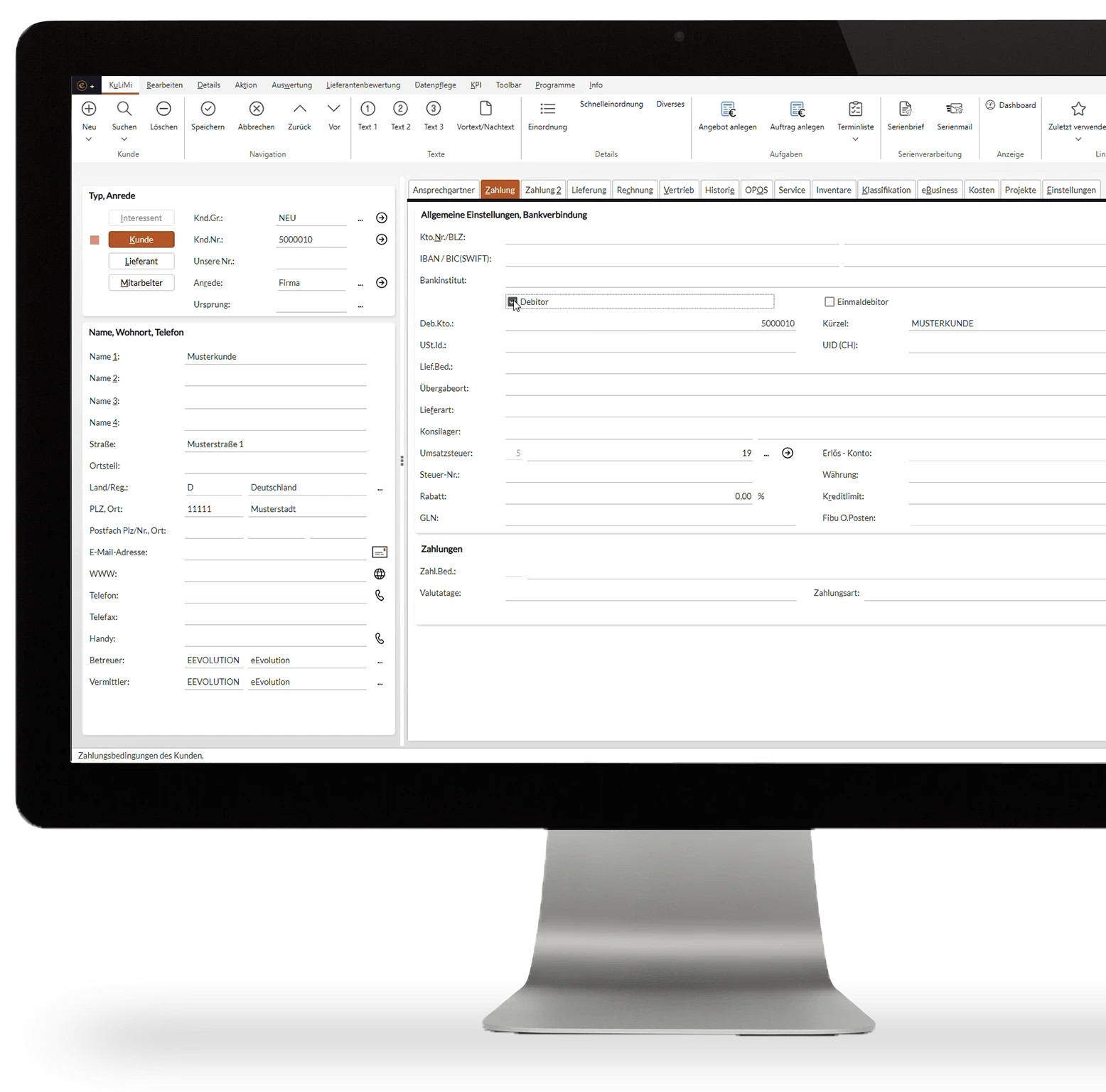 Screenshot zeigt die Kundenverwaltung in eEvolution ERP Web